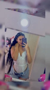MeganCherryXXX Public slika 6