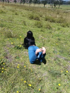 Misscarolsph: Feet in nature ( 4 фото)