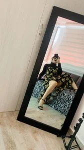 Miabelier in drees Bilde