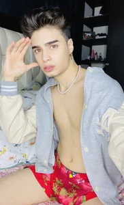 Sweet Alex🍓 od Twink_sweet69  4 snímek