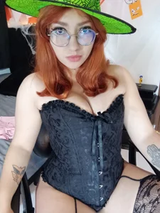 coralinee101_ sexy tits Pic 3