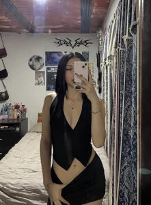 vampinky's XXX Nude Photo 2