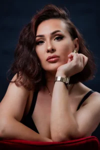 Unshaken. Unapologetic. Unforgettable. 🔥 od VeraNoir  8 snímek