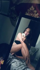 Cindy_CumsPublic图片 5