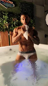 bruno_miller_ kullanıcısının Wet Time albümü -  4 fotoğraf