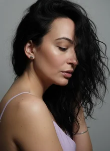 M_I_L_F_Aのphotoshootの 7枚の写真