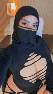 hana_falakの😈😈😈の 5枚の写真