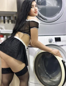 Lia_Mar_ Tell me where it's dirty... and I'll duck Immagine 