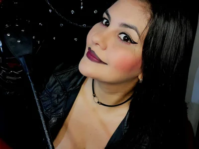 Violettacastello12: let me be your downfall ( фото)