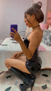 ShaynaHosk Hey🩷  4. fénykép