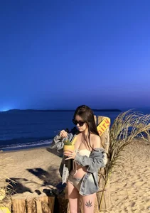 Nini-7 Public Pic