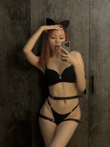 SilverAmos Look at this beautiful body Pic 3