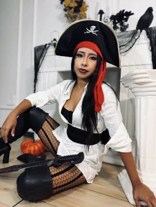 CaterinaRomano 🏴‍☠️ Do you dare to explore my most secret treasures? 🔥💋 Kuva 2