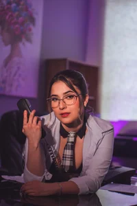 Your Secretary de sweetty_paulina Foto 3