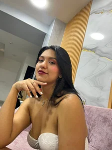 RoseeLuna Public зображення