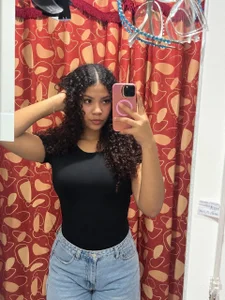 Helen_Ebony Public Bilde 5