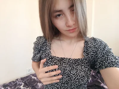 LynetteDanley In which photo did it become comfortable? Pic 5