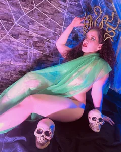 Valeria__soler Happy halloween 2025 Billede 8