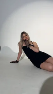 HyileyClark Public Εικόνα 2