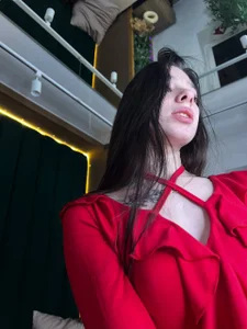 JillHanson lady in red ❤ Foto 7