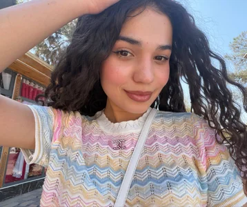 BrendaBennett Today I'm definitely in my style 🎀🦋 Pic 2