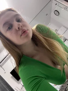 FreiaFlower some of me and what in paid alboum) Bilde 4