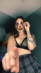 ChristyCrayme Look who’s here 😈 Pic 3