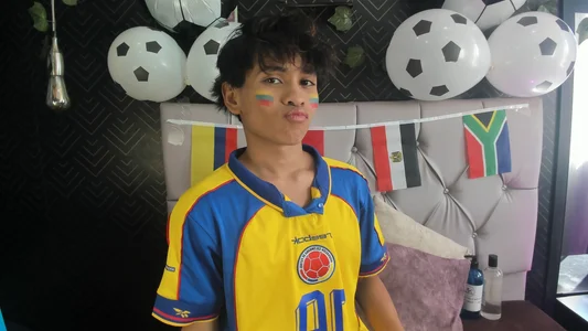 COLOMBIAN BOY🇨🇴🇨🇴 de Ethan_Westt  4 photos