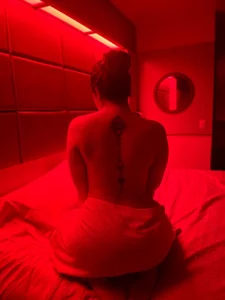 conniejames_mのHey my bby! 🎀👀の 2枚の写真