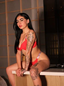 SCARLETT_INK_ WANT TO HAVE DINNER?🍴   😈 Gambar