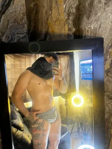 Andrew_Brown ONLY BODY 🔥 Pic 2