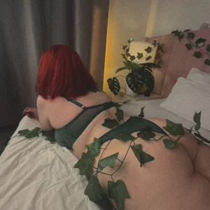 poison ivy 💚 de omgsexxxypixie  2 Imagens