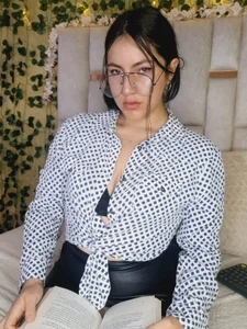 jenifer__power10 👓Your shy student👓 รูปภาพ  7