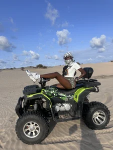 Quad Biking de ZENDAYA_CASTING Foto 7