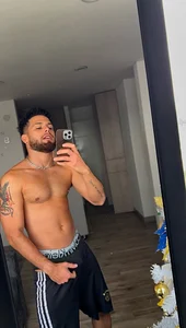 zoneboys Public 사진