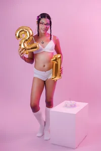 Zdjęcia AuroraPinkk Bday🎈🎂:  6