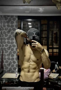 Derek_w Public Foto 3