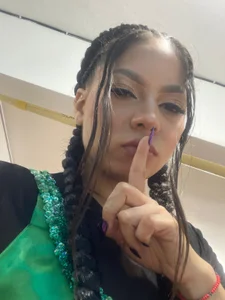 _Margot__ Public Pic 4