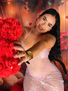 VALENTINE'S DAY ♥️ ✨ de Miah_gomez_  2 photos