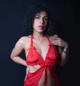 Evaalux: Public ( 5 фото)