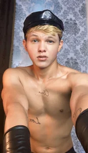 izan_20 😈😍 圖片 3