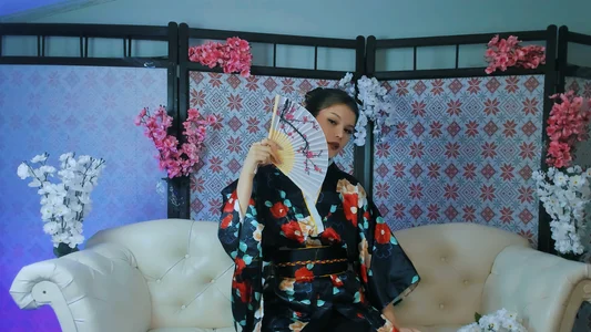 EvaThopson cherry blossom🌸 Pic 2