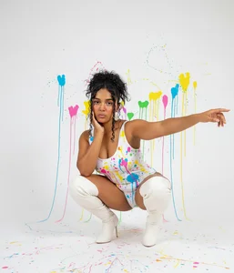 Melodymoore_ Leave me firewood of your color🎨 Foto 8