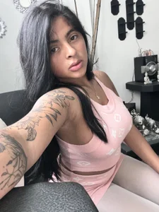 morenaQueen_ Queen 😳 Pic 2