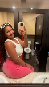 Sexxxylexxxy69 Public зображення