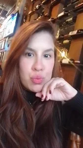 viviana_simmons28のlast night of 💕🌡️🍷🍷の枚の写真