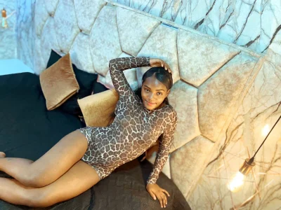 EXOTIC_EBONY_ intense fire 🔥 Pic