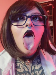 Sexy secretary! 🖤 de Mariana_velezz  6 Imagens