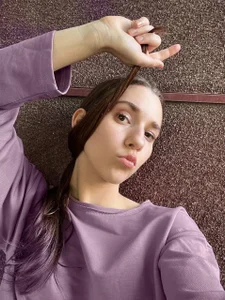 PetraHambelton Gilded Desire ✨ Pic 3