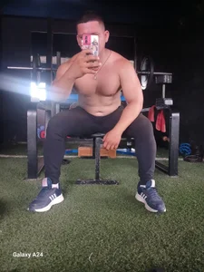 ภาพนู้ด XXX ของ SebasMuscle 6 รูป